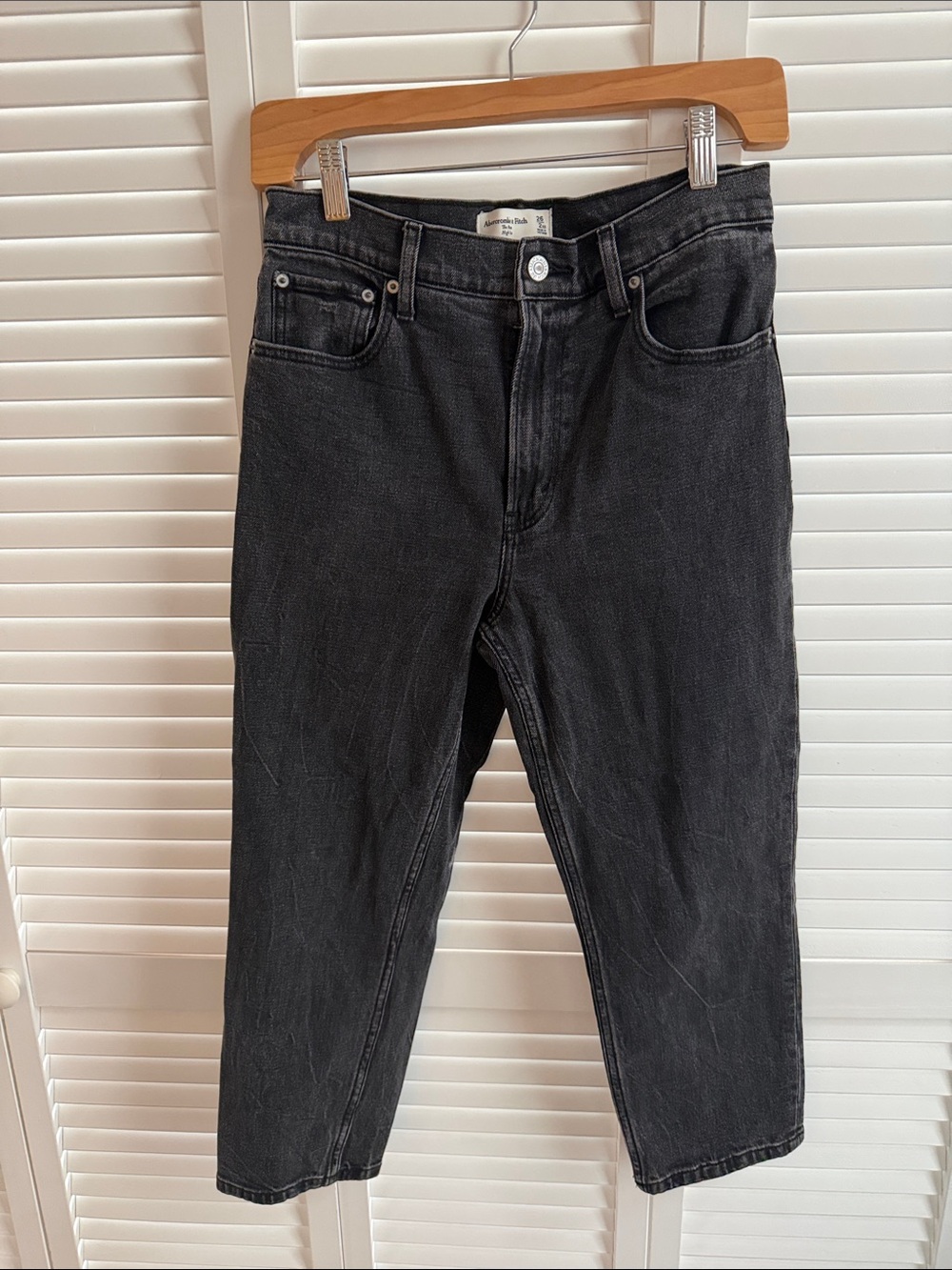 Abercrombie & Fitch Black High-Rise Straight Jeans